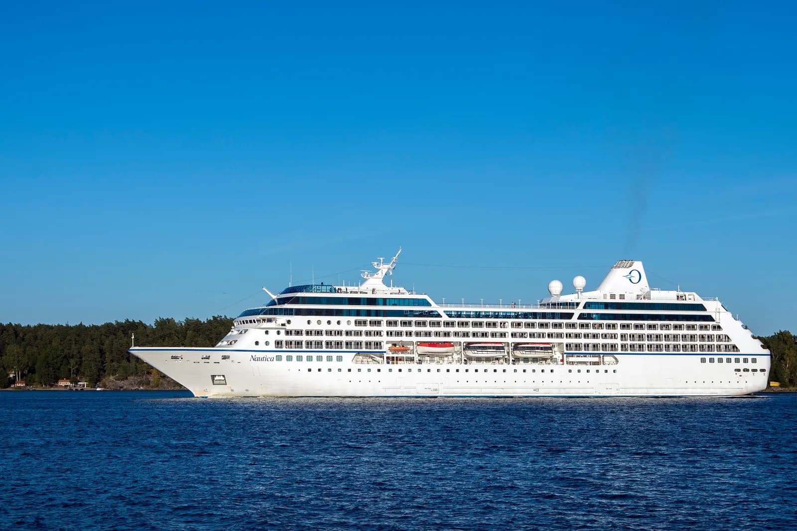 Nautica at sea